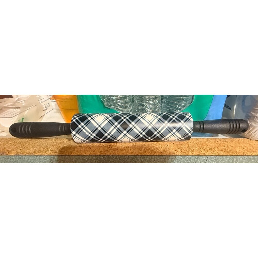 Silicone Rolling Pin Black Plaid With Handles - Holiday Time